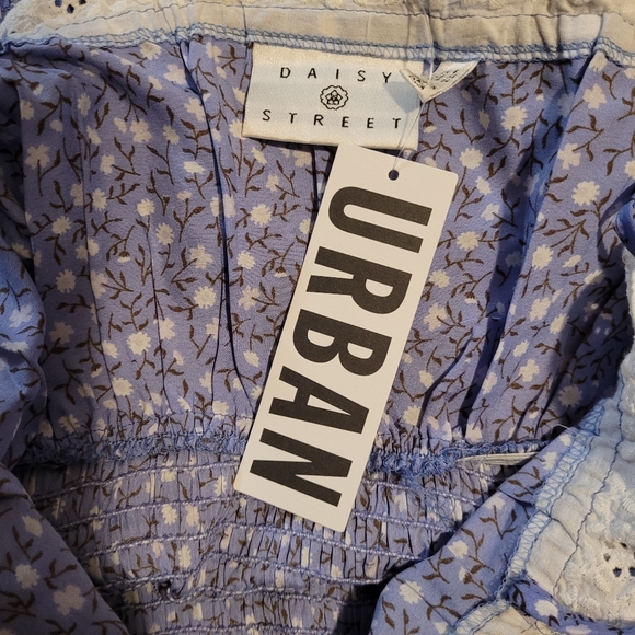 ♡HOST PICK♡ NWT Daisy Street Cami Mini Dress Lace Blue Web Exclusive Women's XS - Picture 8 of 8